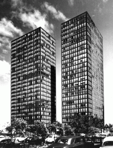 860-880 Lake Shore Drive (1948-52).