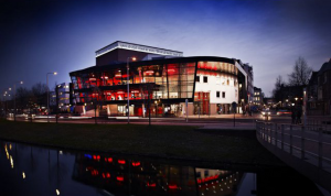 L'esterno del Teatro Deventer