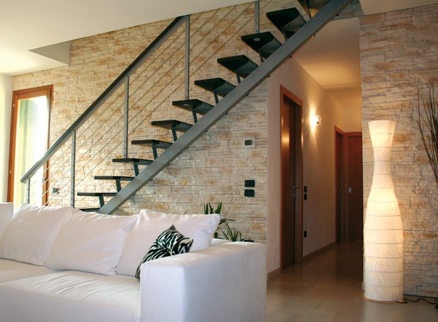 Rivestimento in pietra nel mio interno - Arredativo Design Magazine