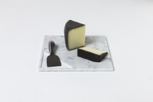 TRAY_by_ManuelBarbieri_for_ScandolaMarmi