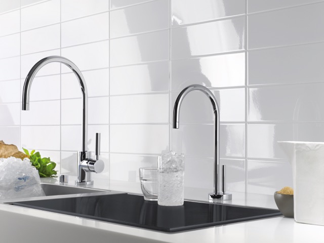 03_Dornbracht_WaterDispenser_Tara Classic