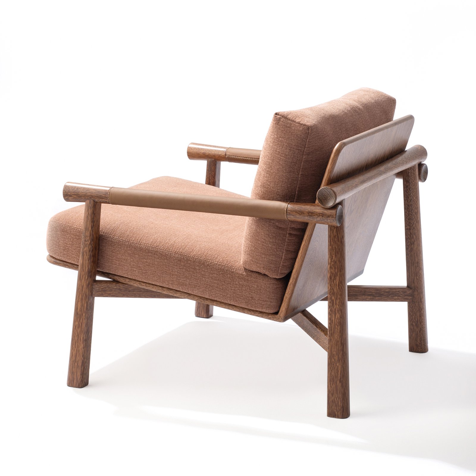Tokyo Lounge Chair — Isabelle De Mari per Olho Moveis Autorais